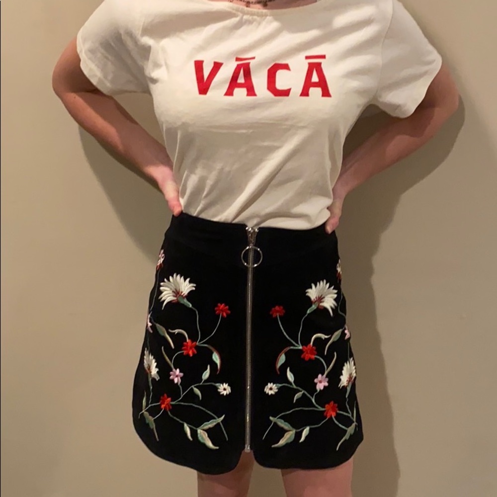 Very cute nice skirt